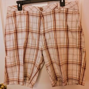 Men's Dockers Plaid Shorts, Size 36, EUC